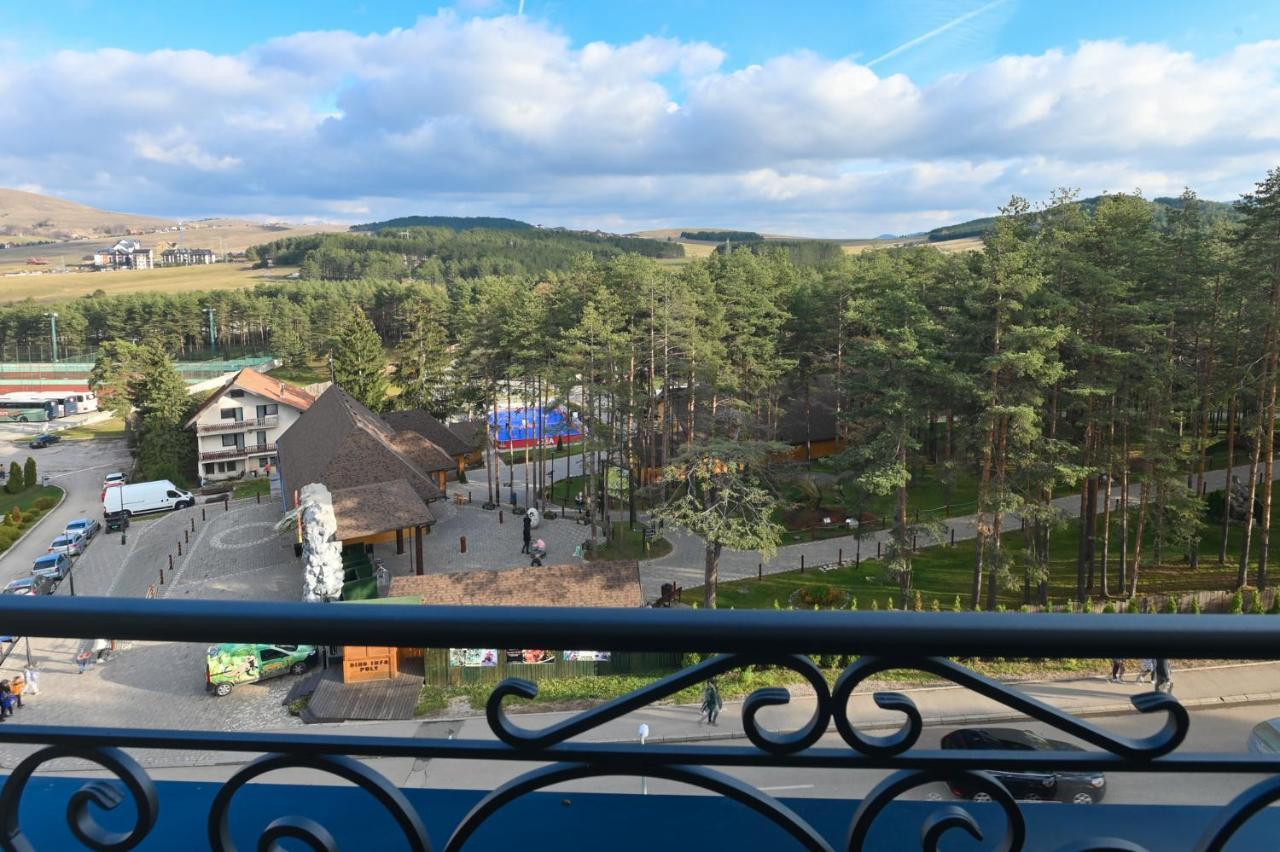 Dino Pogled Zlatibor -Odlicna Lokacija -Besplatan Parking U Objektu Apartment Exterior photo